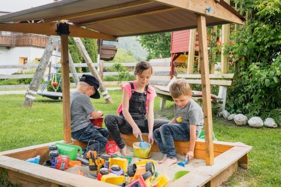 Spielplatz - Bauernhofurlaub in Radstadt, Nasnergut